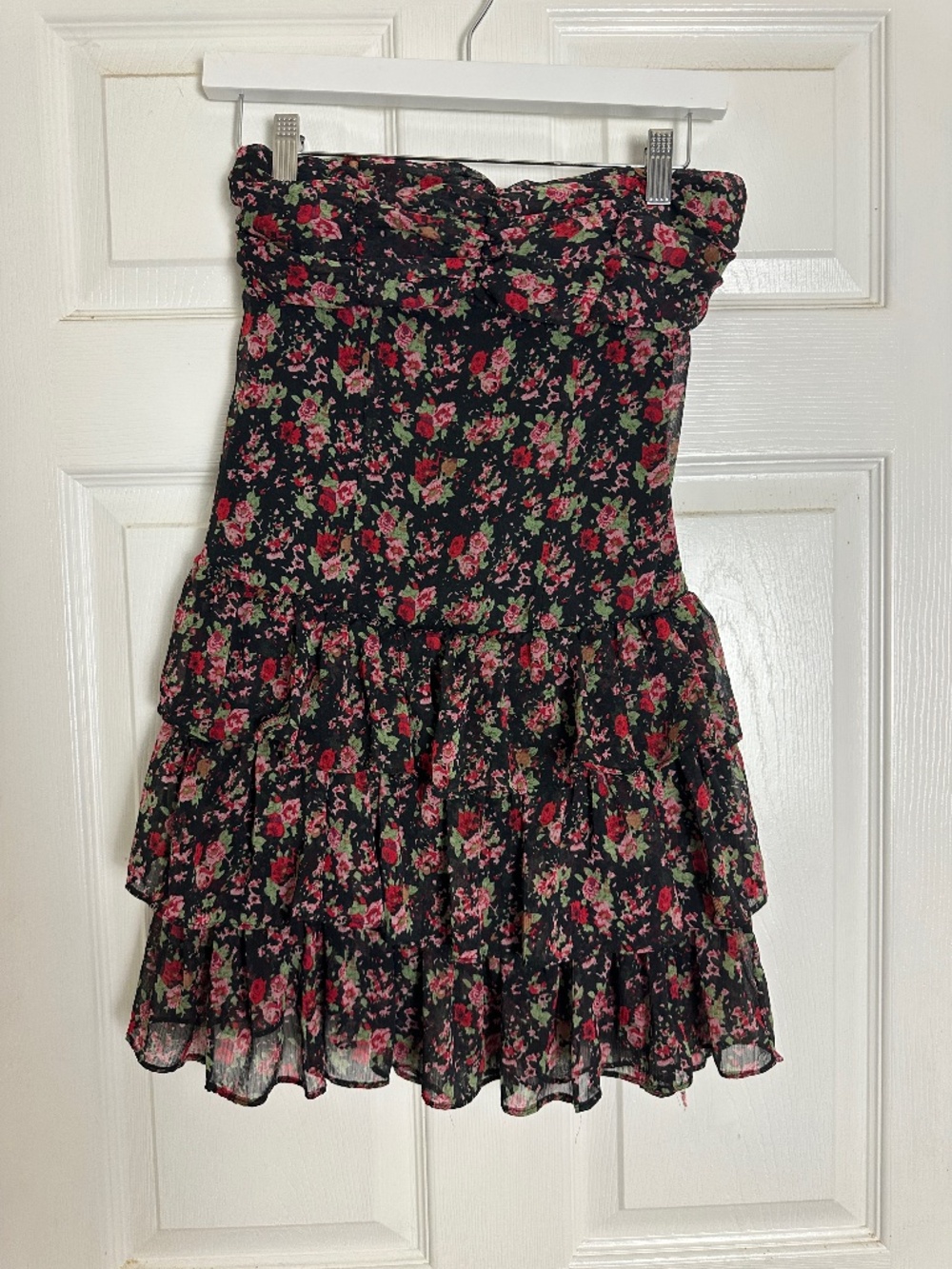 Express Red Black Floral Y2K Strapless Mini Ruffle Dress Romantic Women Size XS